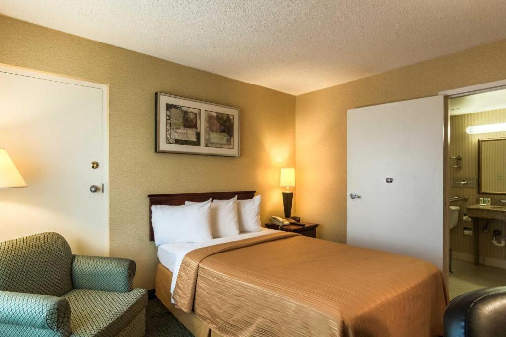 Quality Inn Manassas Εξωτερικό φωτογραφία